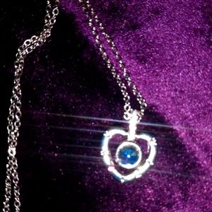 I love you in 1000 languages necklace.